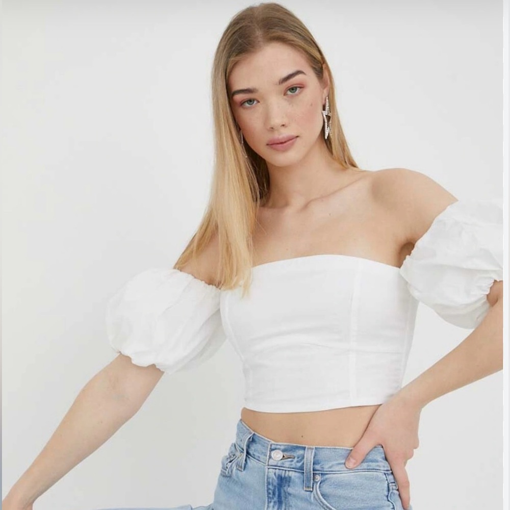 Abercrombie & Fitch White Puff Sleeve Crop Top (Size Small)
